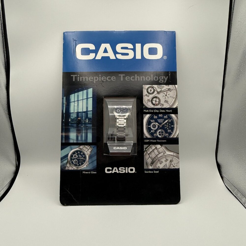 Classic Casio Edifice WR100M Analog Watch - Picture 2 of 6